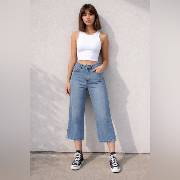 Lucky Brand Denim - Y2K Lucky Brand Cropped Capris Straight Leg Jeans 90s Vintage 8/29 Granola Girl